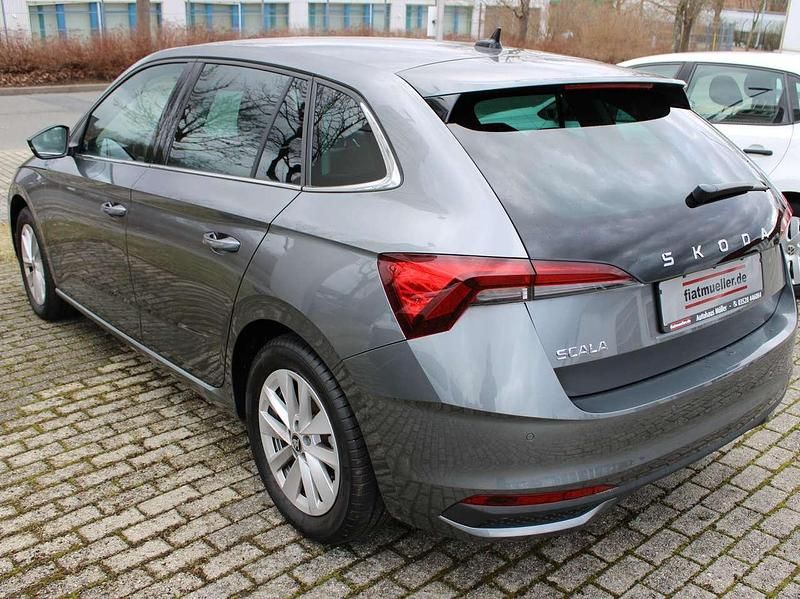 Gebraucht Skoda Scala Selection 116 PS (85 kW) 2025 Graphitegrau metallic Kleinwagen
