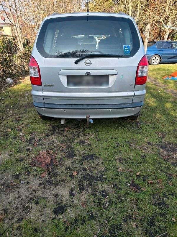 Second-hand Opel Zafira 2005 Gri Monovolum