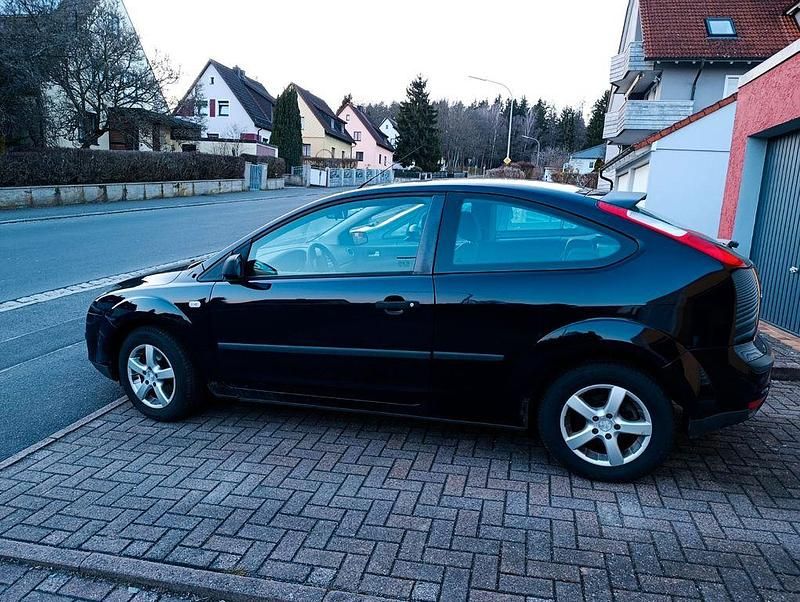 Gebraucht Ford Focus 80 PS (58 kW) 2006 Blau Limousine