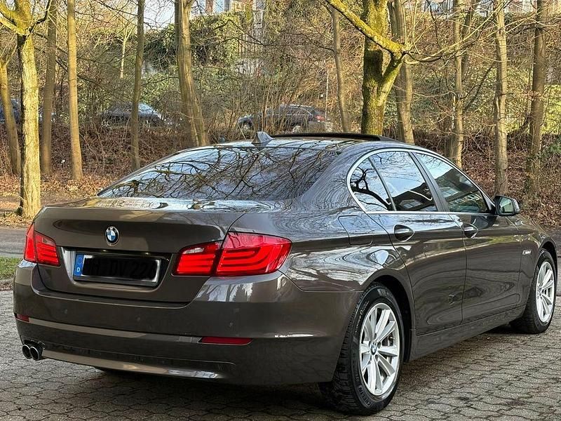 Gebraucht BMW 520 184 PS (135 kW) 2010 Limousine