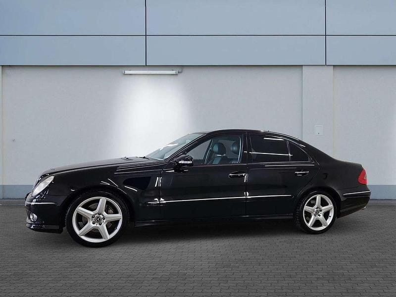 Gebraucht Mercedes E350 Avantgarde 272 PS (200 kW) 2006 Schwarz Limousine