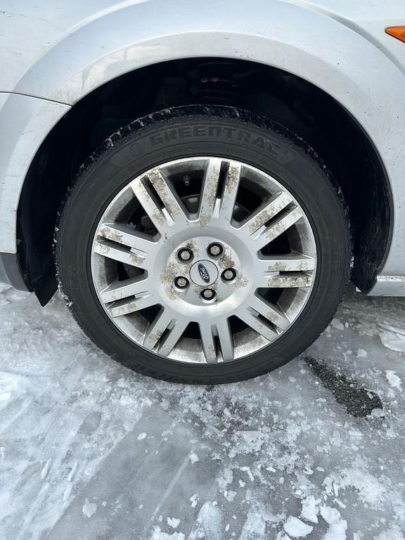 Gebraucht Ford Mondeo Trend 125 PS (91 kW) 2001 Silber Limousine