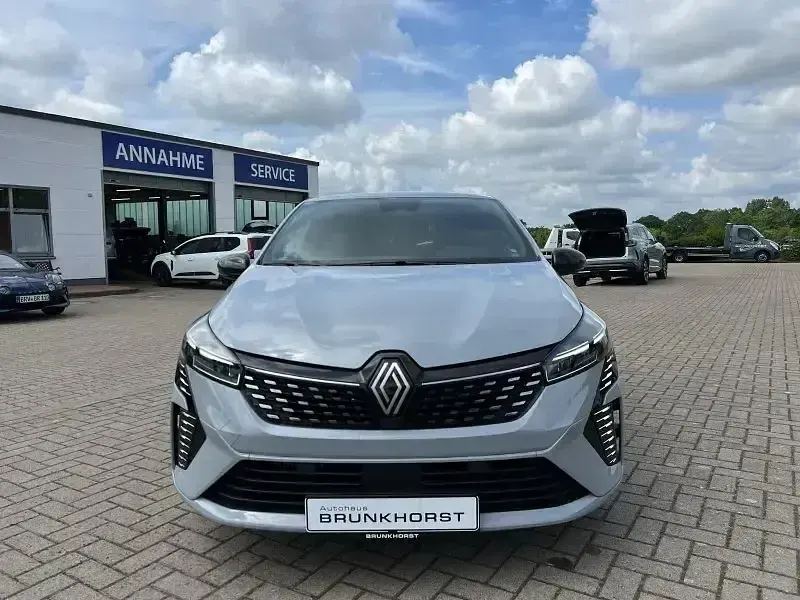 Gebraucht Renault Clio Techno 90 PS (66 kW) 2025 Rafalegrau Kleinwagen