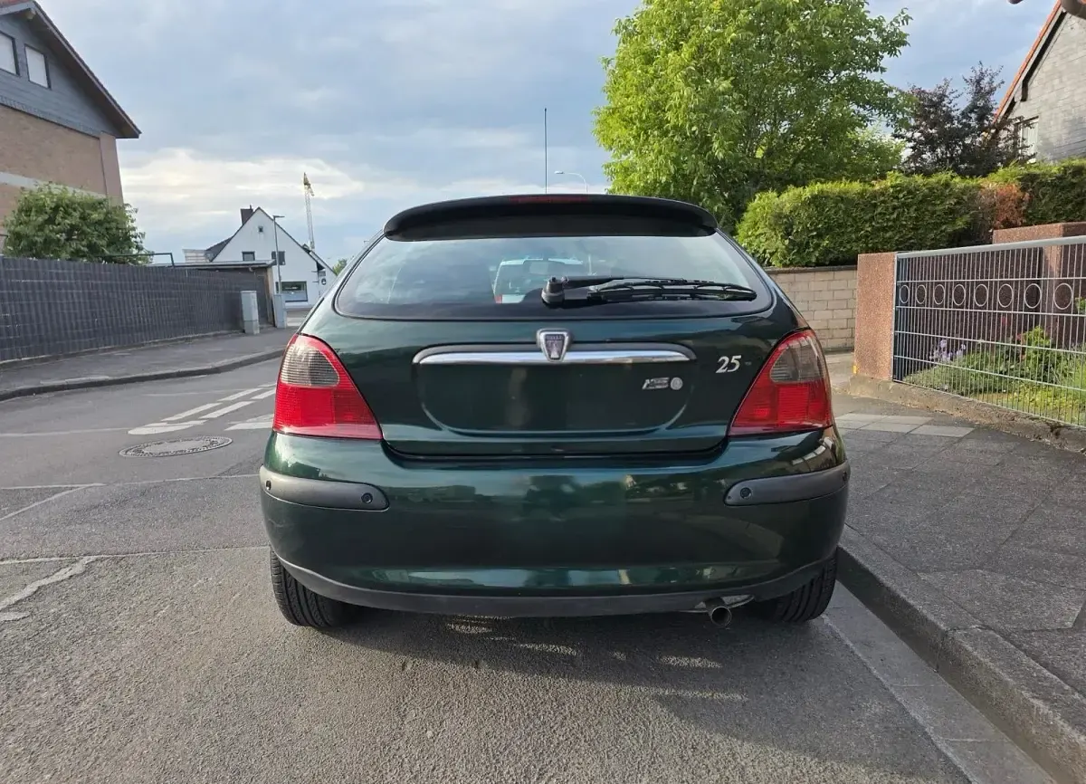 Gebraucht Rover 25 75 PS (55 kW) 2000 Grün Kleinwagen