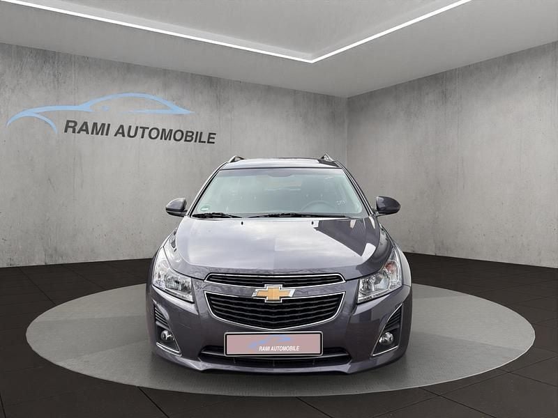 Gebraucht Chevrolet Cruze 140 PS (102 kW) 2015 Grau Kombi
