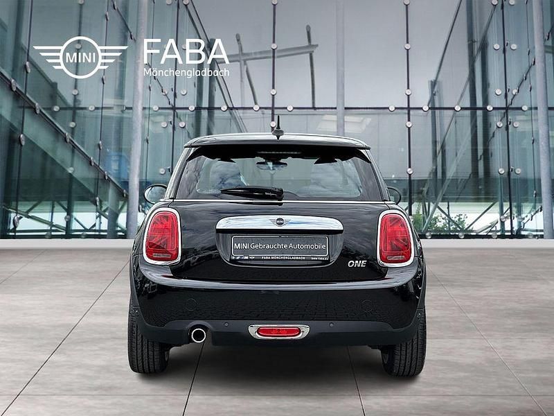 Gebraucht Mini ONE Chili 102 PS (75 kW) 2019 Schwarz Kleinwagen