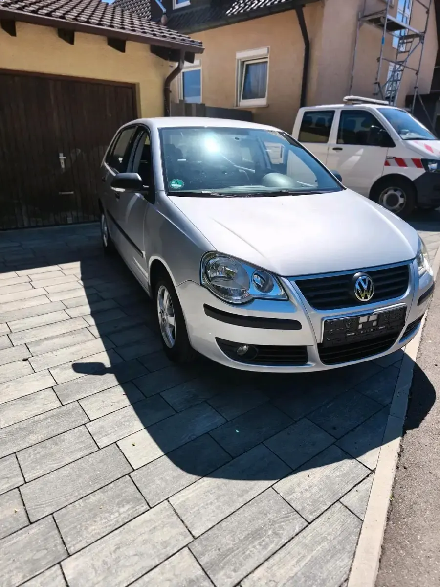 Gebraucht VW Polo 69 PS (50 kW) 2008 Silber Kleinwagen
