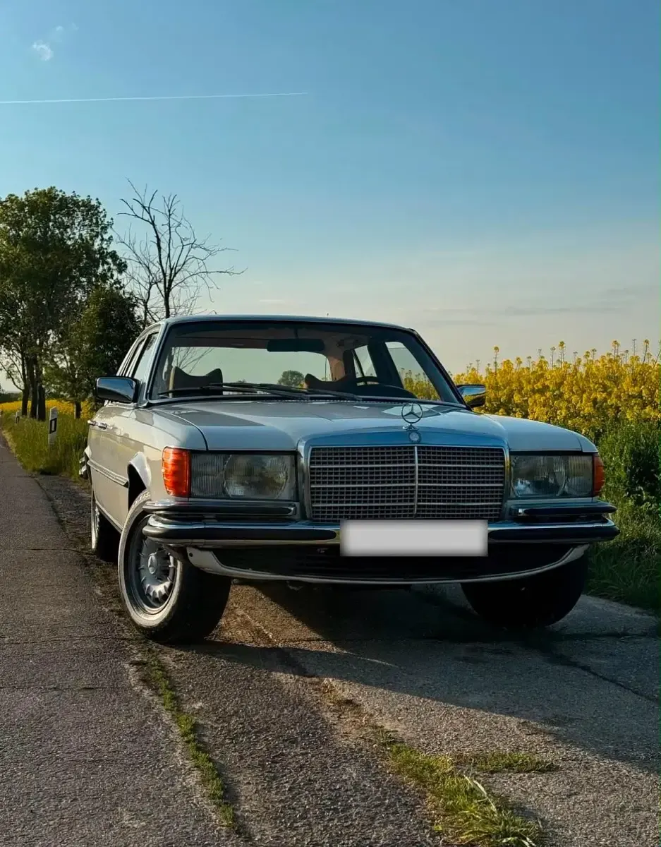 Gebraucht Mercedes 280 185 PS (136 kW) 1976 Weiß Limousine