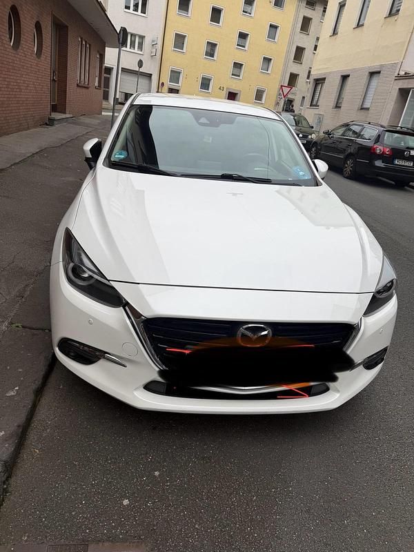 Weiß Gebraucht 2017 Mazda 3 Kombi | 14.000 € (Fairer Preis) - Bild 1/2