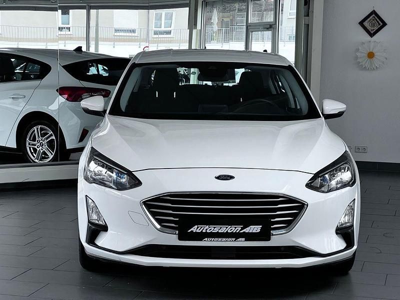Gebraucht Ford Focus Cool & Connect 155 PS (114 kW) 2021 Weiß Limousine