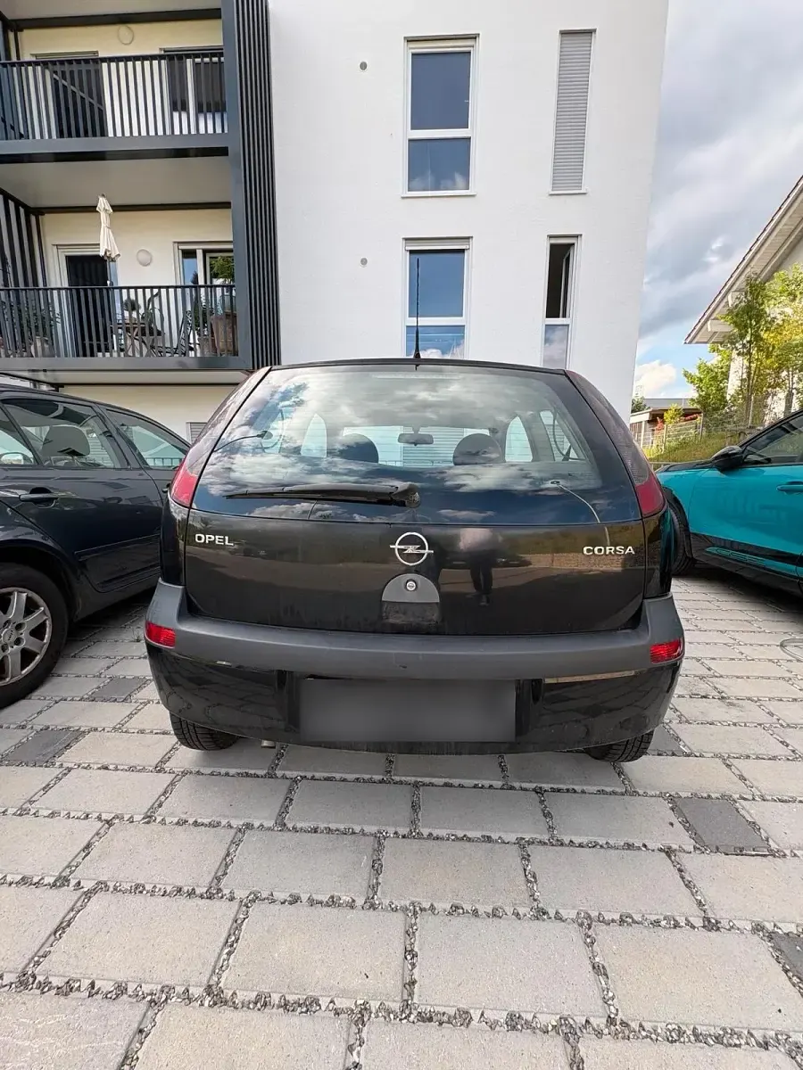 Gebraucht Opel Corsa 58 PS (42 kW) 2002 Schwarz Kleinwagen