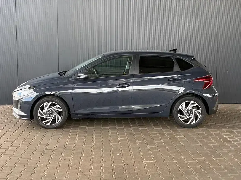 Neu Hyundai i20 Pure 79 PS (58 kW) 2025 Grau Kleinwagen