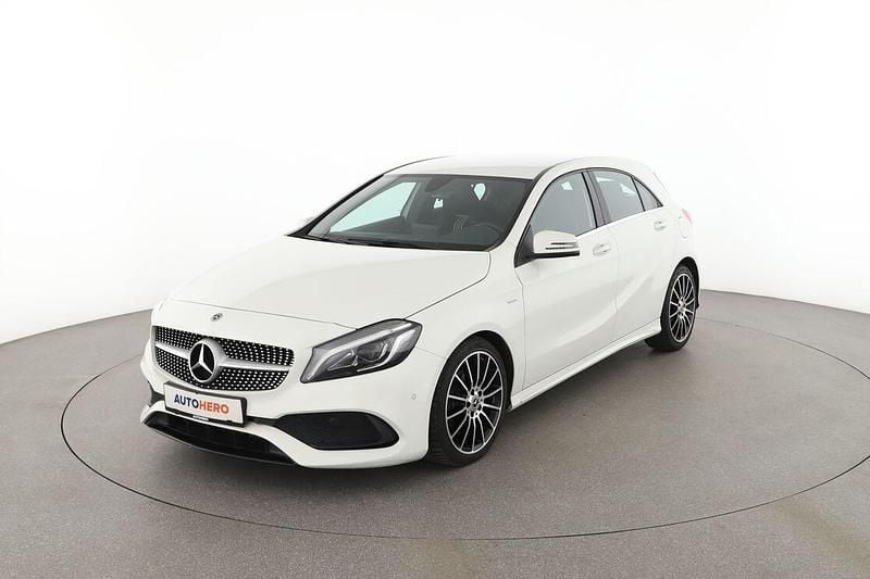 Weiß Gebraucht 2017 Mercedes A180 AMG Limousine | 16.170 € (Fairer Preis) - Bild 1/3