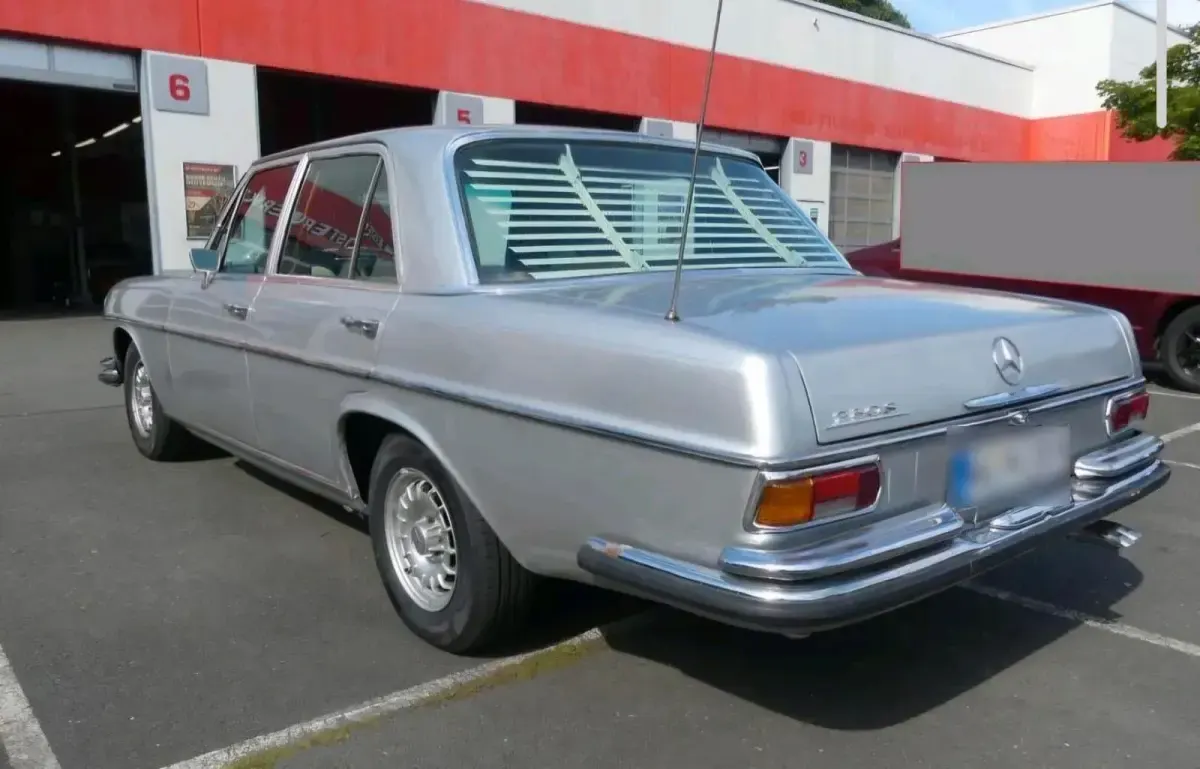 Gebraucht Mercedes W108 140 PS (102 kW) 1970 Silber Limousine