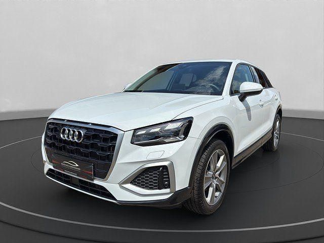 Weiß Gebraucht 2024 Audi Q2 Advanced SUV | 35.420 € (Teuer) - Bild 1/4
