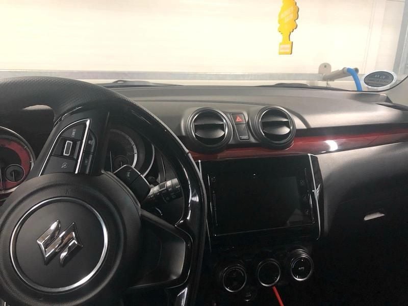 Gebraucht Suzuki Swift Sport 140 PS (102 kW) 2019 Rot Kleinwagen