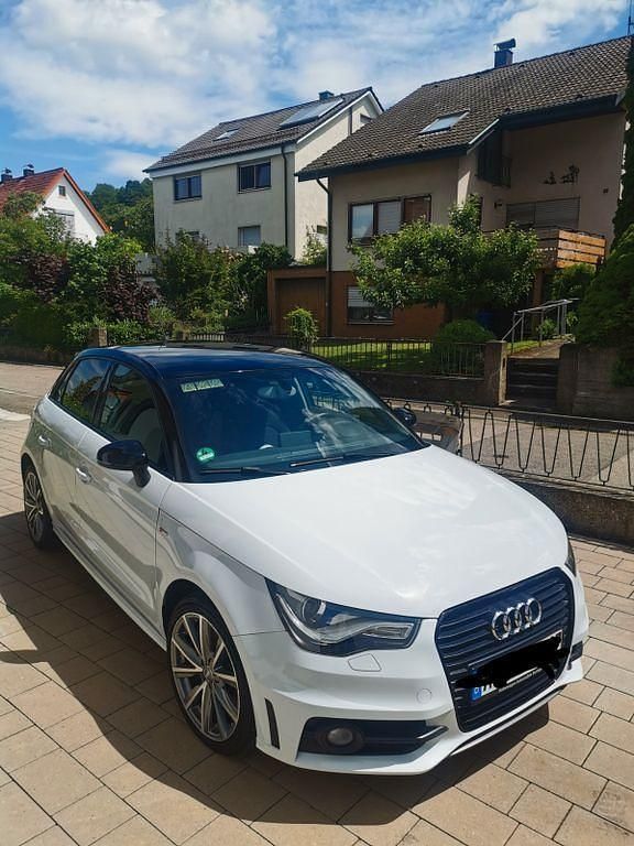 Weiß Gebraucht 2014 Audi A1 Sportback S-Line Kleinwagen | 10.000 € (Guter Preis) - Bild 1/4