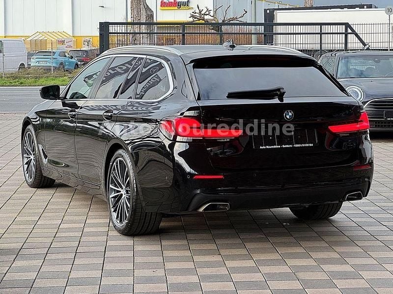 Gebraucht BMW 530 Performance 286 PS (210 kW) 2021 Schwarz Kombi