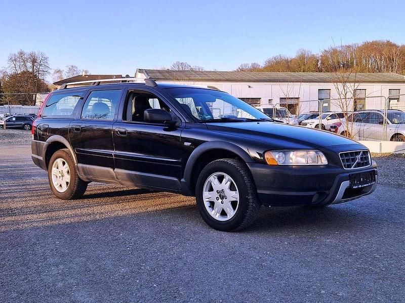 Gebraucht Volvo XC70 163 PS (119 kW) 2005 Schwarz (metallic) Kombi