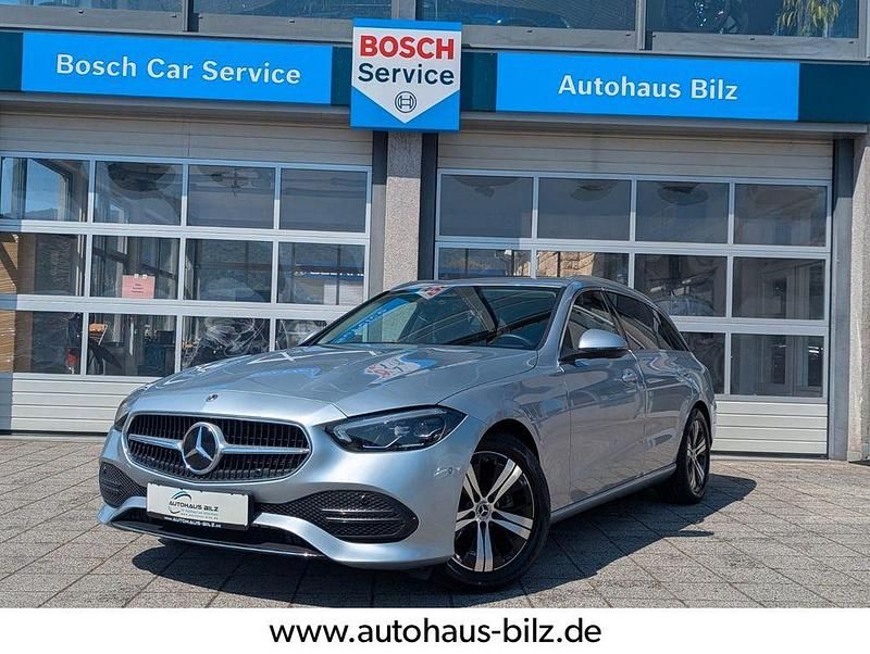 Silber Gebraucht 2024 Mercedes C180 Avantgarde Limousine | 32.860 € (Guter Preis) - Bild 1/4