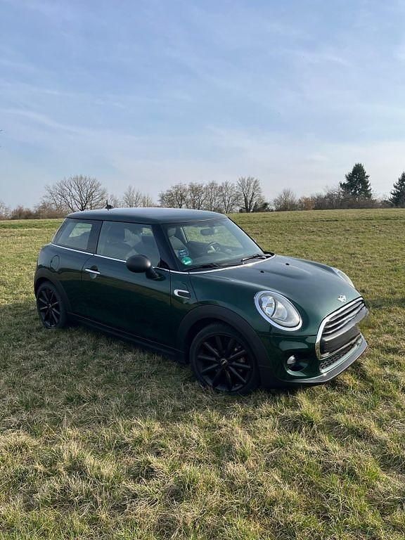 Gebraucht Mini ONE 102 PS (75 kW) 2018 Grün Kleinwagen