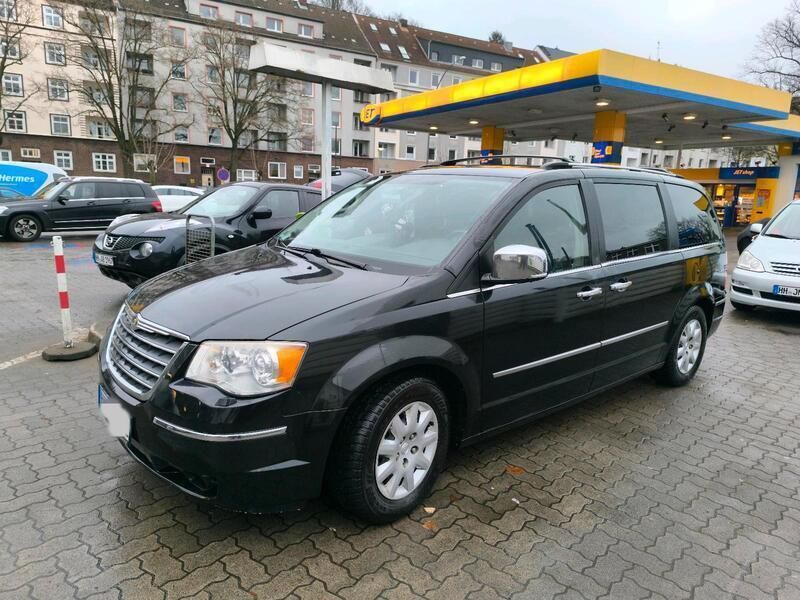 Schwarz Gebraucht 2008 Chrysler Grand Voyager Van / Kleinbus | 1.000 € - Bild 1/4