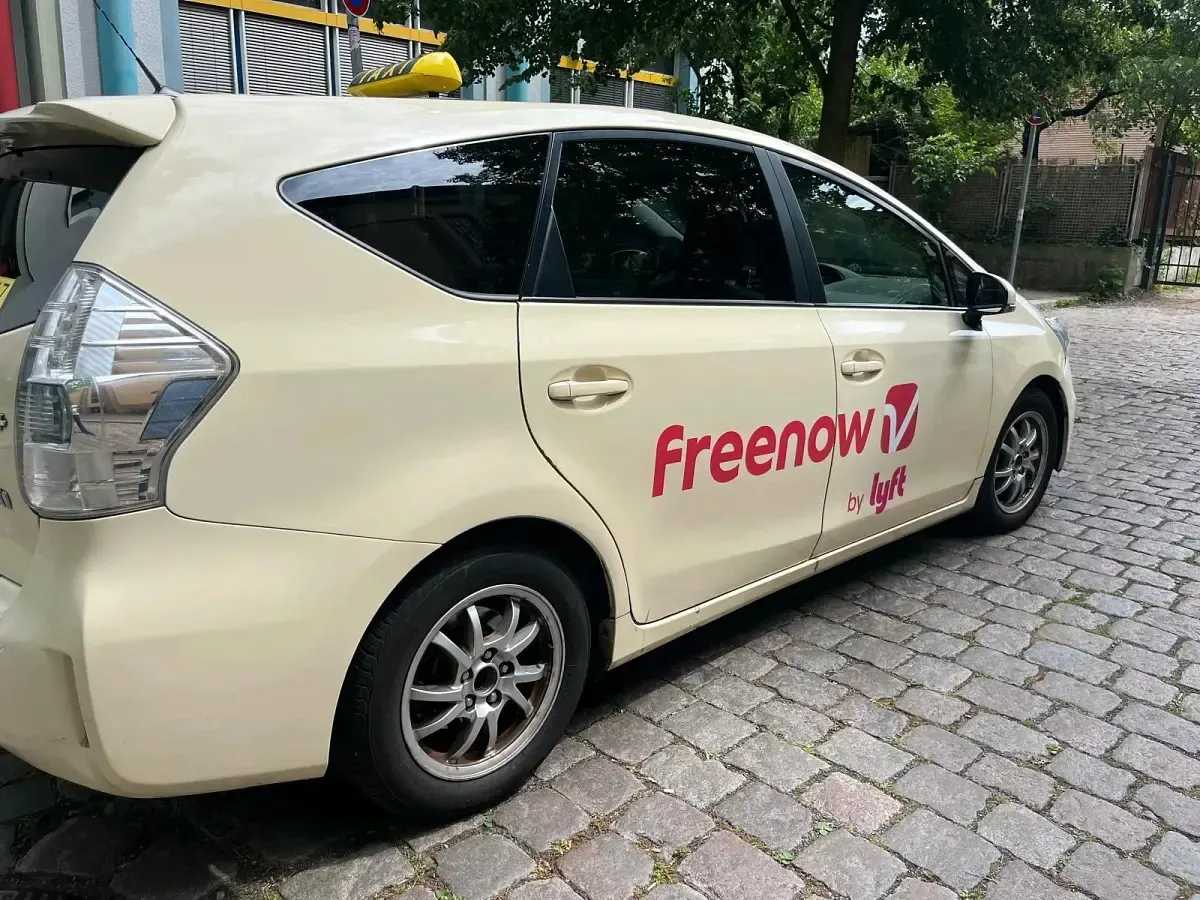 Gebraucht Toyota Prius+ 136 PS (100 kW) 2013 Van / Kleinbus