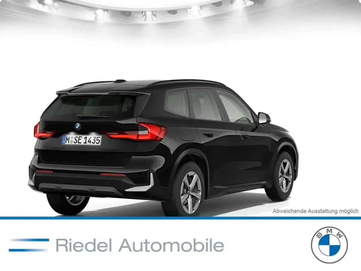 Gebraucht BMW X1 150 PS (110 kW) 2023 Schwarz uni SUV