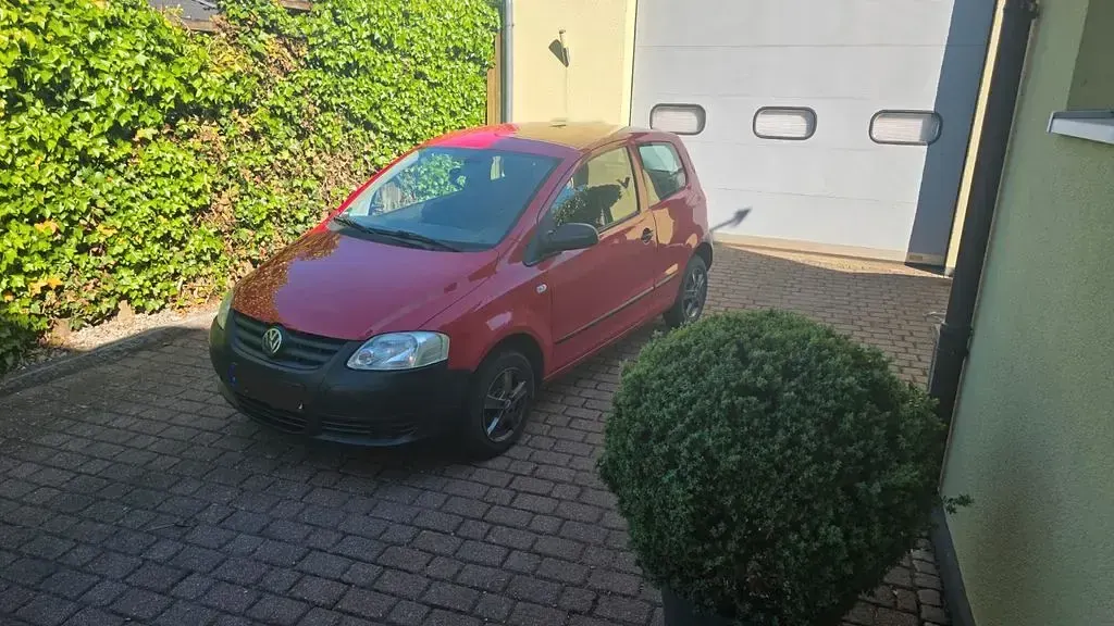 Gebraucht VW Fox 54 PS (39 kW) 2007 Rot Kleinwagen