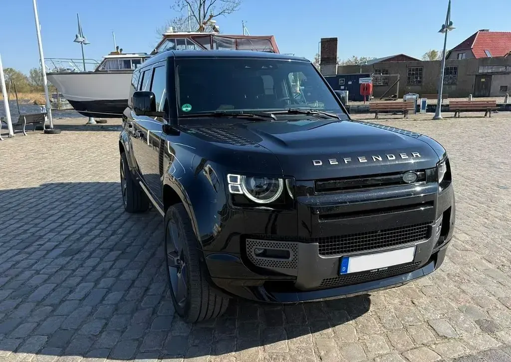 Gebraucht Land Rover Defender 300 PS (220 kW) 2023 Schwarz SUV