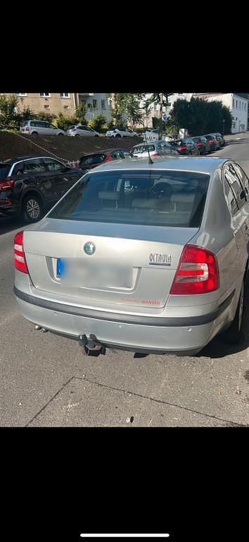 Gebraucht Skoda Octavia 105 PS (77 kW) 2006 Silber Limousine