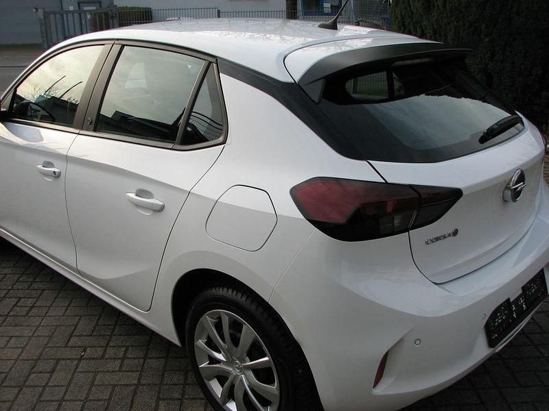 Gebraucht Opel Corsa-e Edition 100 kW (136 PS) 2022 Weiß Kleinwagen