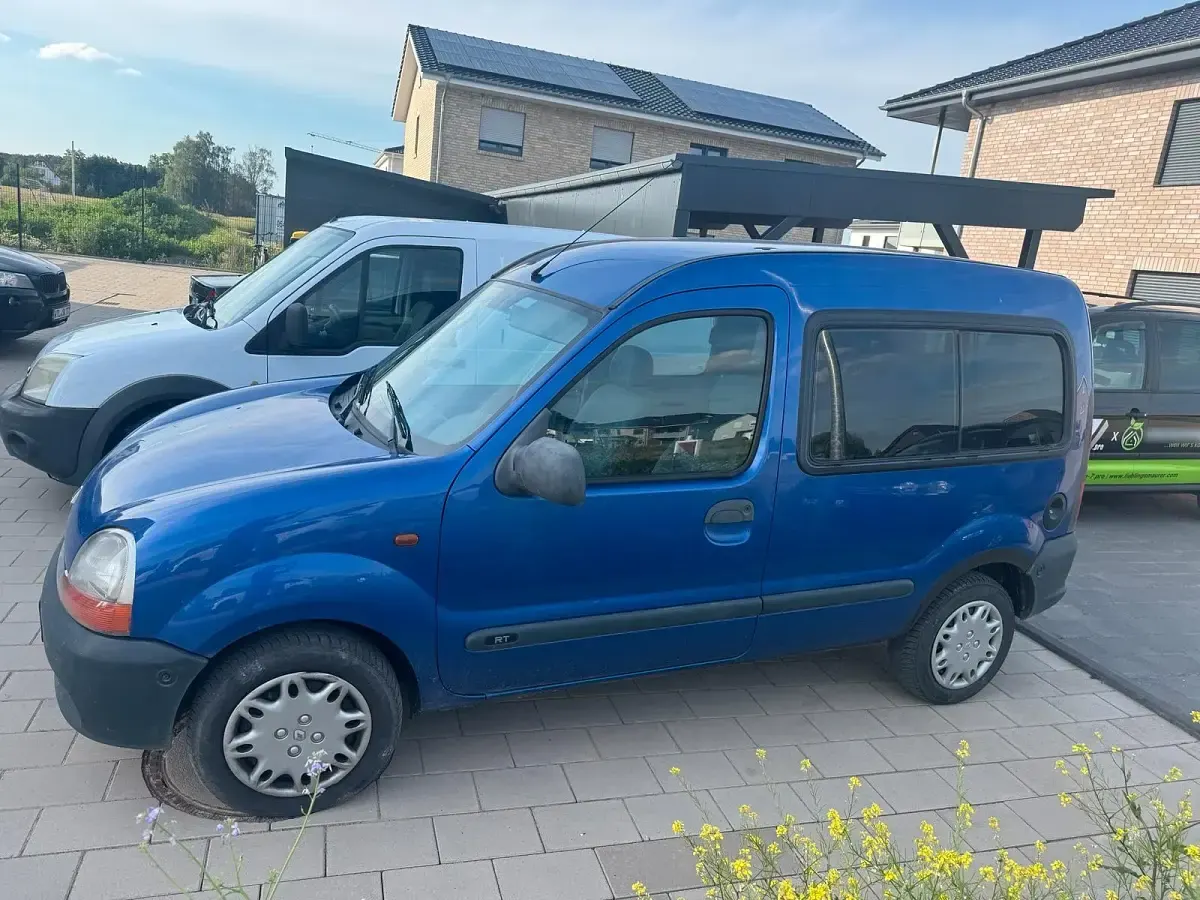 Gebraucht Renault Kangoo 58 PS (42 kW) 1999 Blau Van / Kleinbus