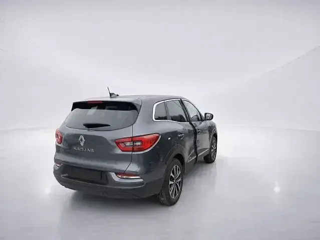 Gebraucht Renault Kadjar LIMITED 159 PS (116 kW) 2022 Grau SUV