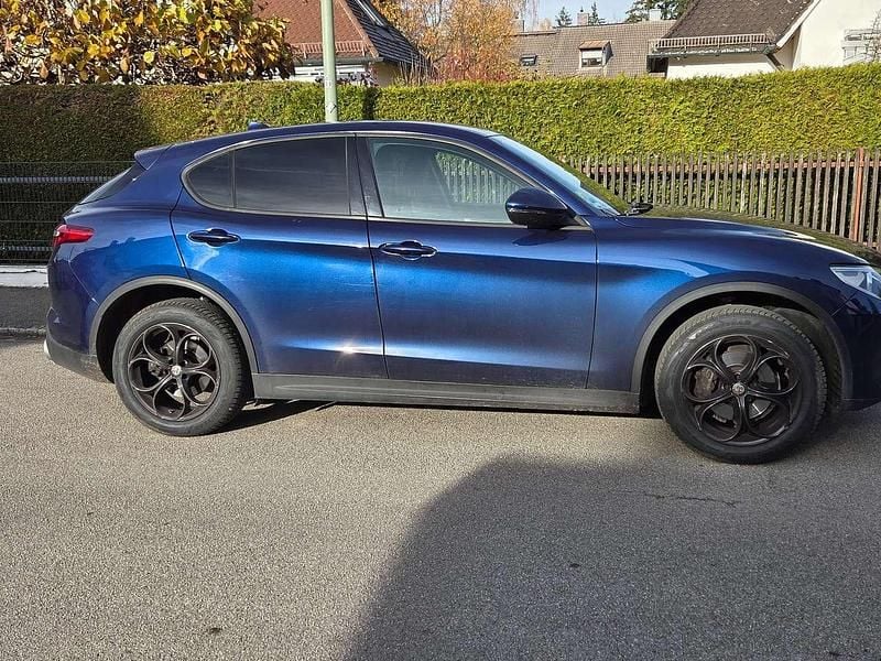 Gebraucht Alfa Romeo Stelvio Super 280 PS (205 kW) 2020 Blau SUV