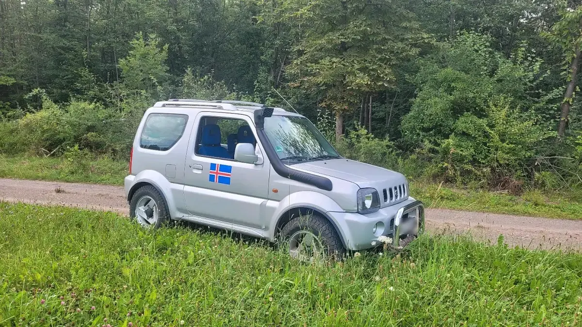 Gebraucht Suzuki Jimny 82 PS (60 kW) 2003 Silber SUV