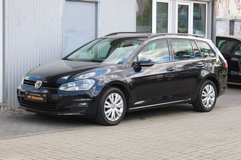 Schwarz Gebraucht 2013 VW Golf VII Comfortline Kombi | 10.490 € (Etwas zu teuer) - Bild 1/4