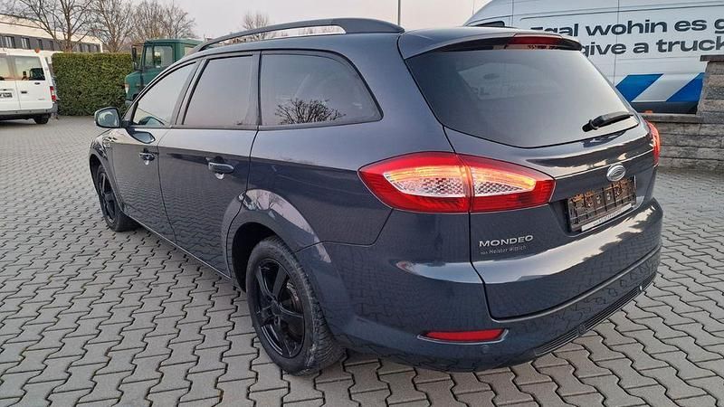 Gebraucht Ford Mondeo Trend 120 PS (88 kW) 2011 Grau Limousine