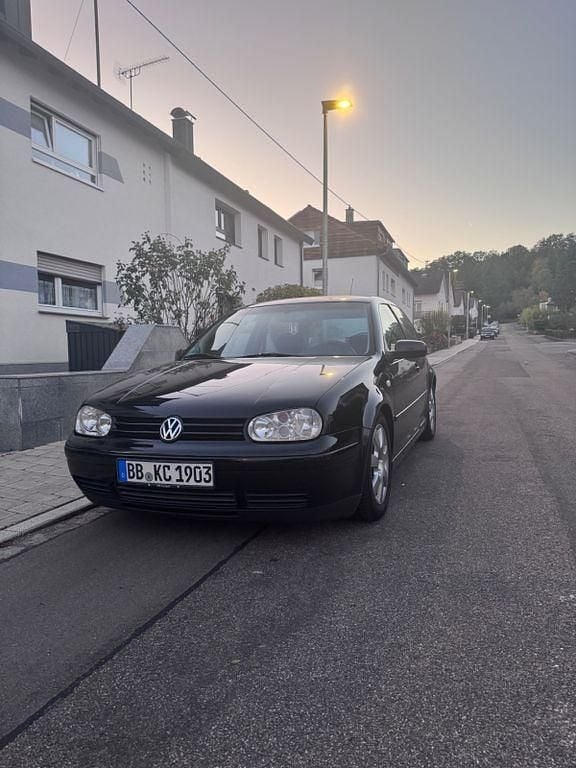 Schwarz Gebraucht 2002 VW Golf IV GTI Limousine | 3.699 € (Guter Preis) - Bild 1/4