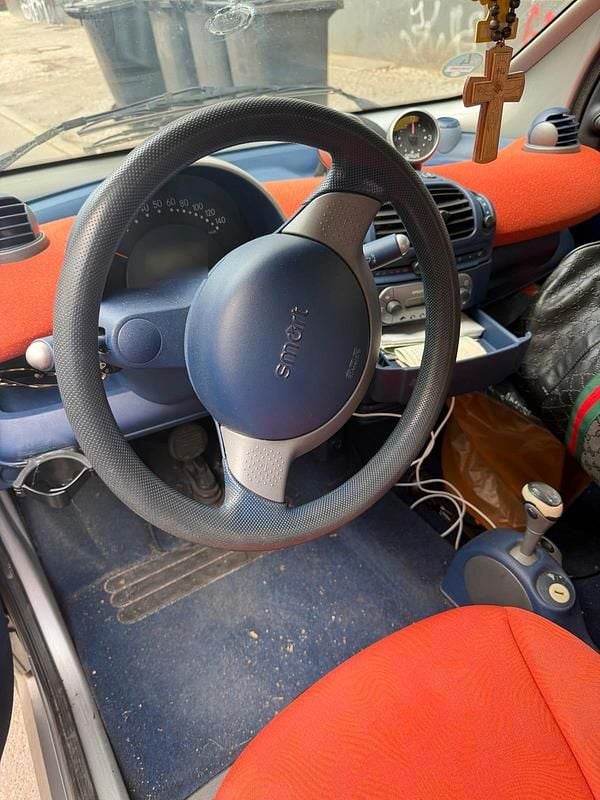 Second-hand Smart ForTwo Cabrio 2000 Roșu Cabrio