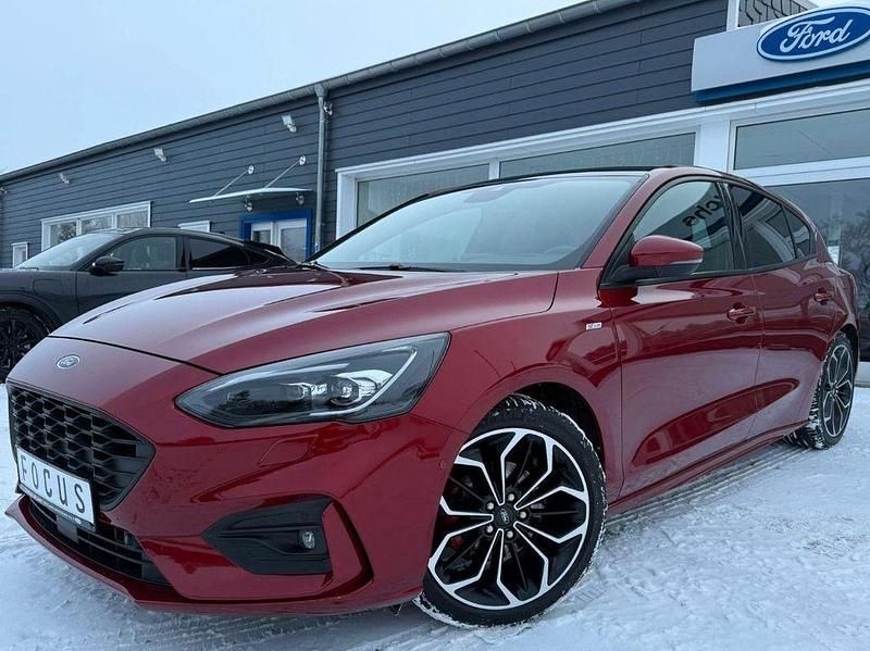 Gebraucht Ford Focus ST-Line 182 PS (133 kW) 2019 Rot Limousine