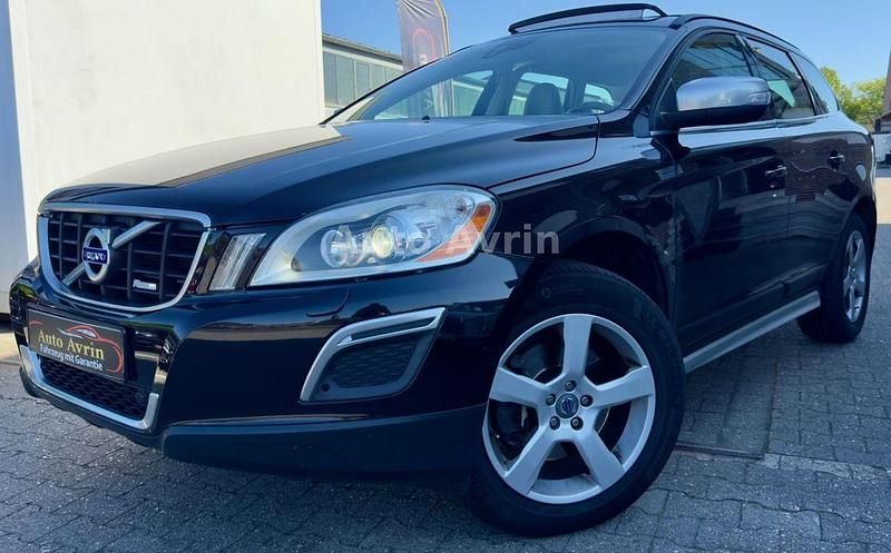Schwarz Gebraucht 2010 Volvo XC60 R-Design SUV | 14.499 € (Teuer) - Bild 1/4