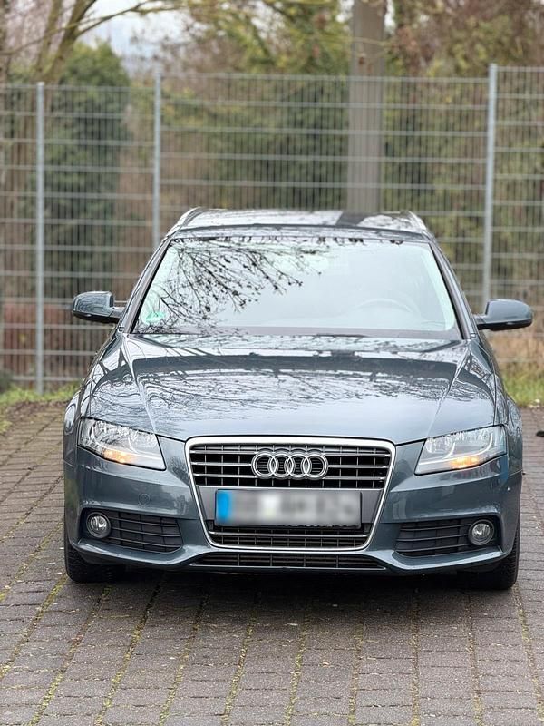 Gebraucht Audi A4 160 PS (117 kW) 2010 Grau Kombi