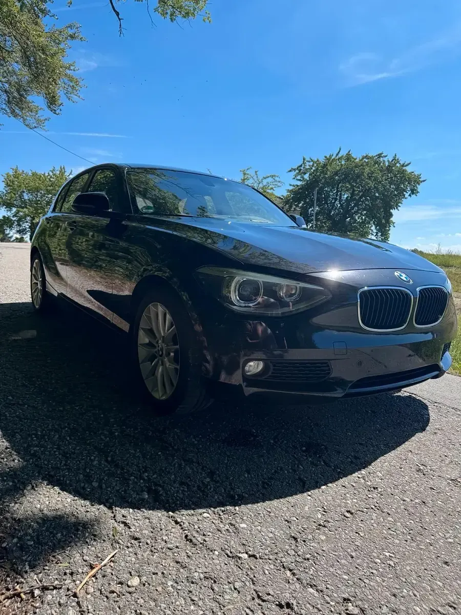 Gebraucht BMW 118 143 PS (105 kW) 2011 Schwarz Kleinwagen