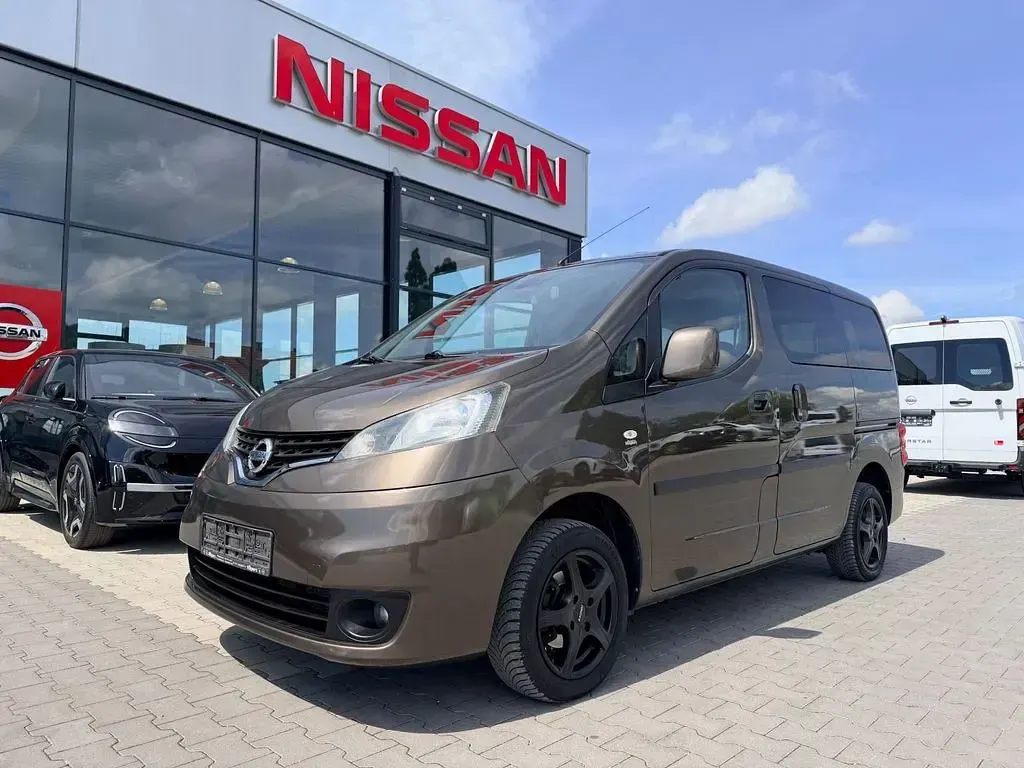 Gebraucht Nissan Evalia Tekna 110 PS (80 kW) 2016 Bronze metallic (metallic) Van / Kleinbus