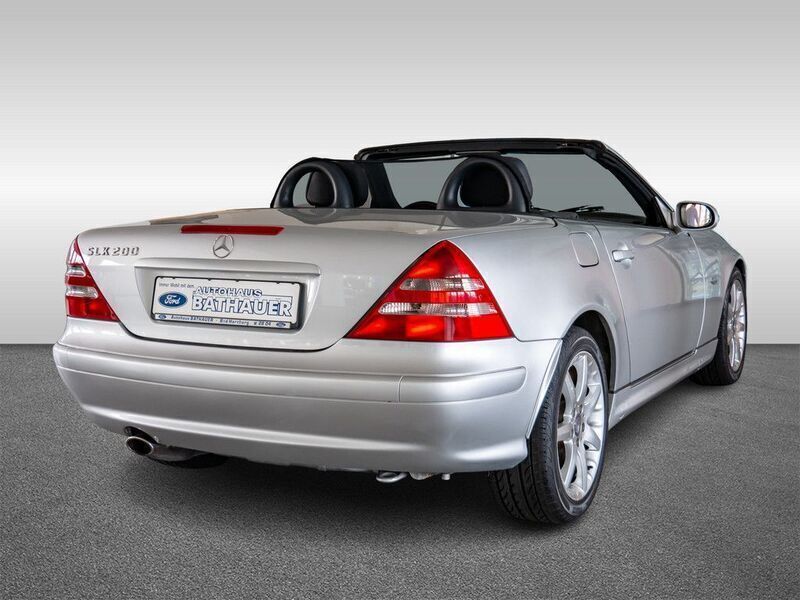 Second-hand Mercedes SLK200 Edition 163 CP (119 kW) 2003 Argintiu Cabrio