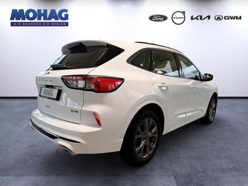 Gebraucht Ford Kuga ST-Line 224 PS (164 kW) 2021 Weiss SUV
