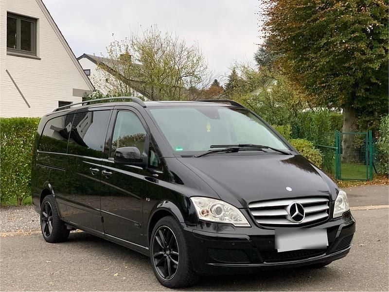 Andere farben Gebraucht 2013 Mercedes Viano Van / Kleinbus | 16.900 € (Superpreis) - Bild 1/4
