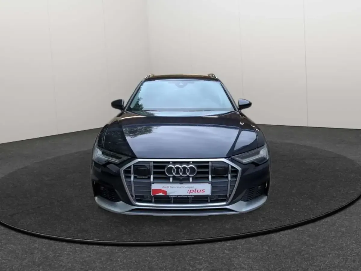Gebraucht Audi A6 349 PS (256 kW) 2021 Firmamentblau metallic (metallic) Kombi