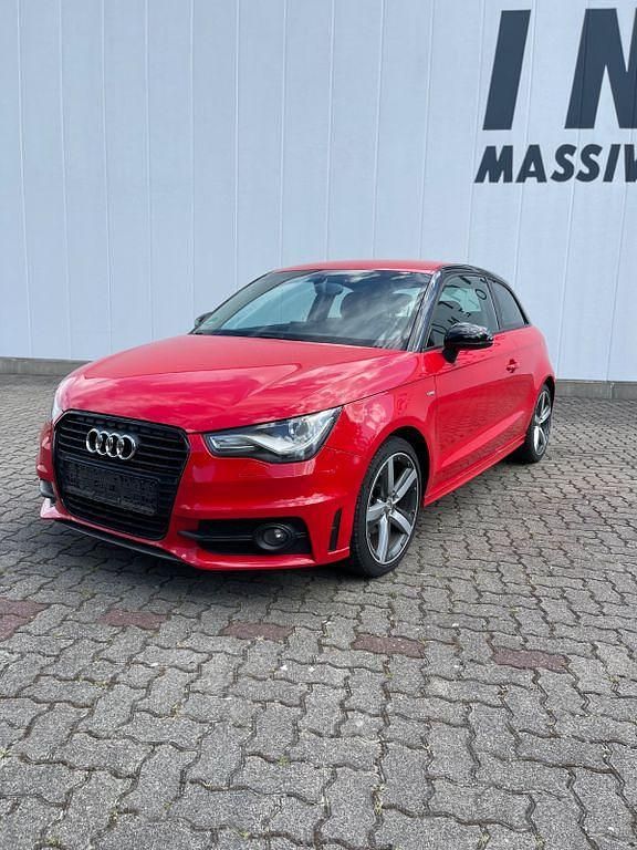 Rot Gebraucht 2013 Audi A1 Attraction Kleinwagen | 5.890 € (Fairer Preis) - Bild 1/4